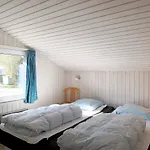 4 Star Holiday Home In Vaeggerlose * Bøtø By
