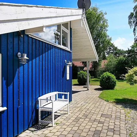 4 Star Holiday Home In Vaeggerlose *